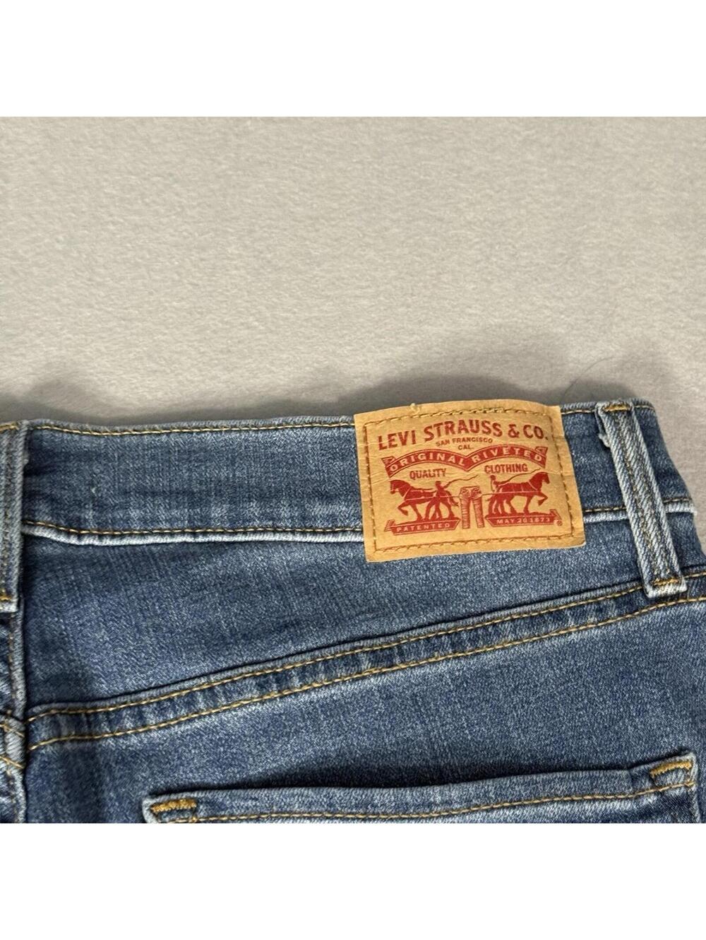 Levis 312 Shaping Slim Jeans Womens 29 Blue Denim Mid Rise Slim Straight Stretch - Picture 16 of 16